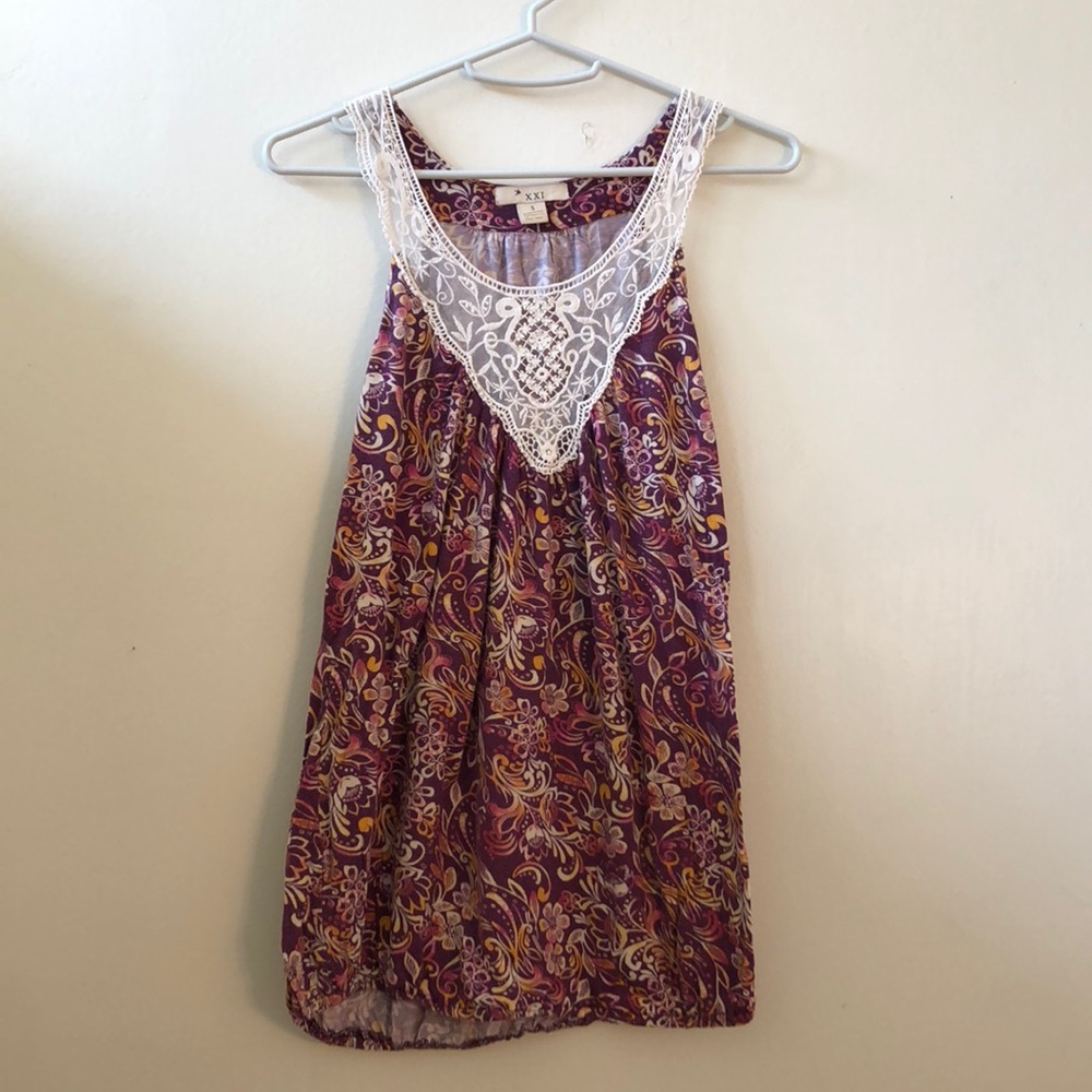 🎈5/$15 Floral tank